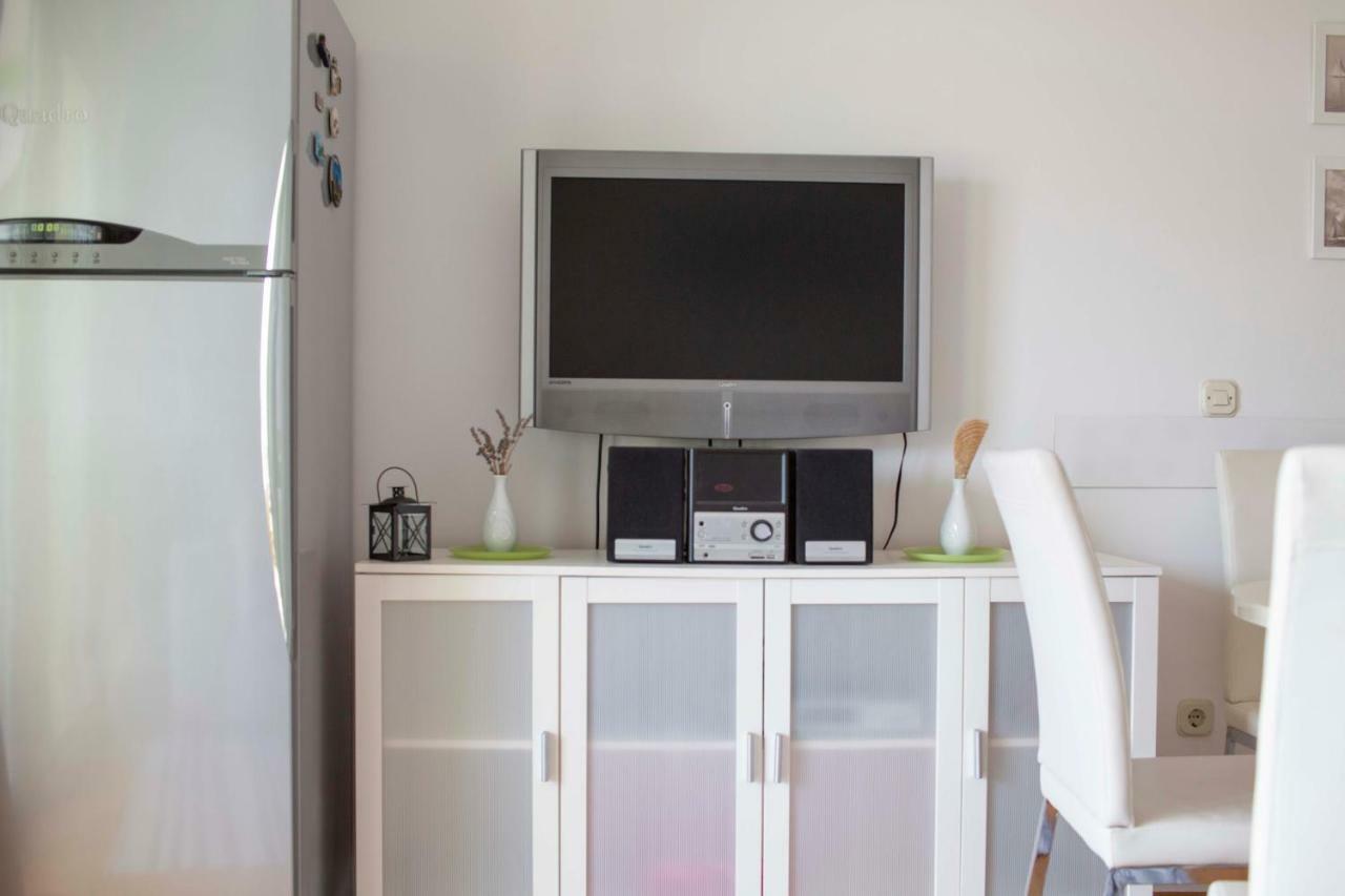 Apartman Adriatic Sea Promajna Extérieur photo